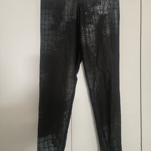 Black Crocodile Print Leggings